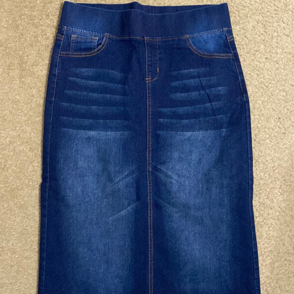 Be girl ladies denim stretch skirt size M Medium